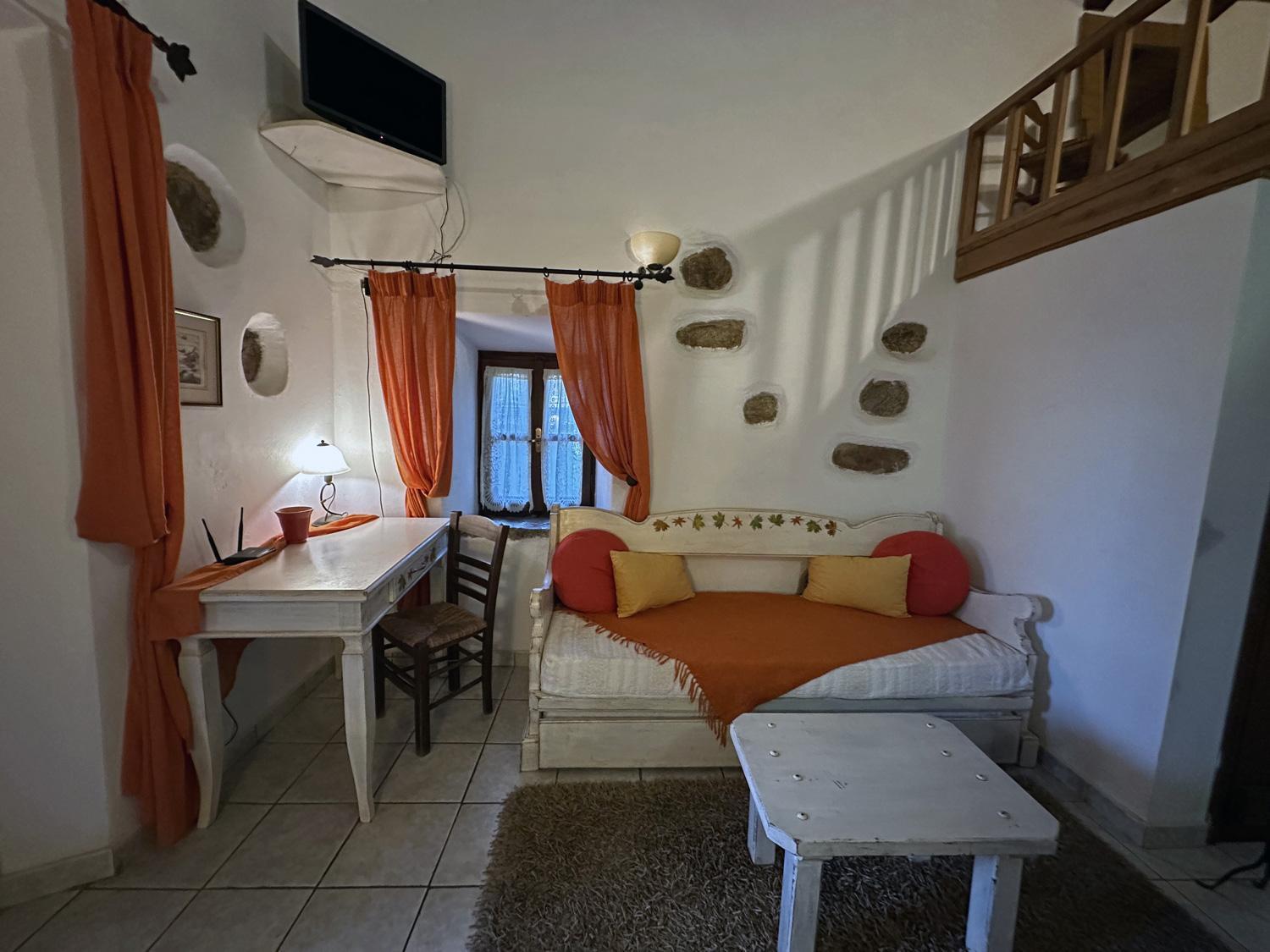 Porfyrousa Traditional Hotel Milopotamos  Екстериор снимка