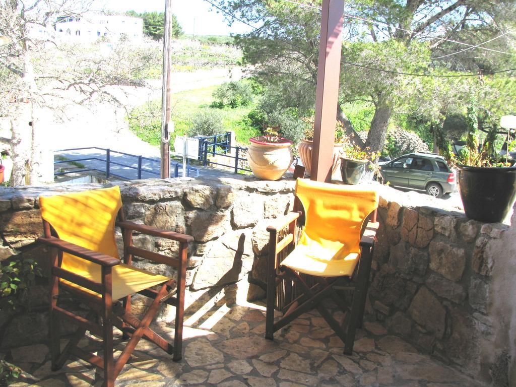 Porfyrousa Traditional Hotel Milopotamos  Екстериор снимка