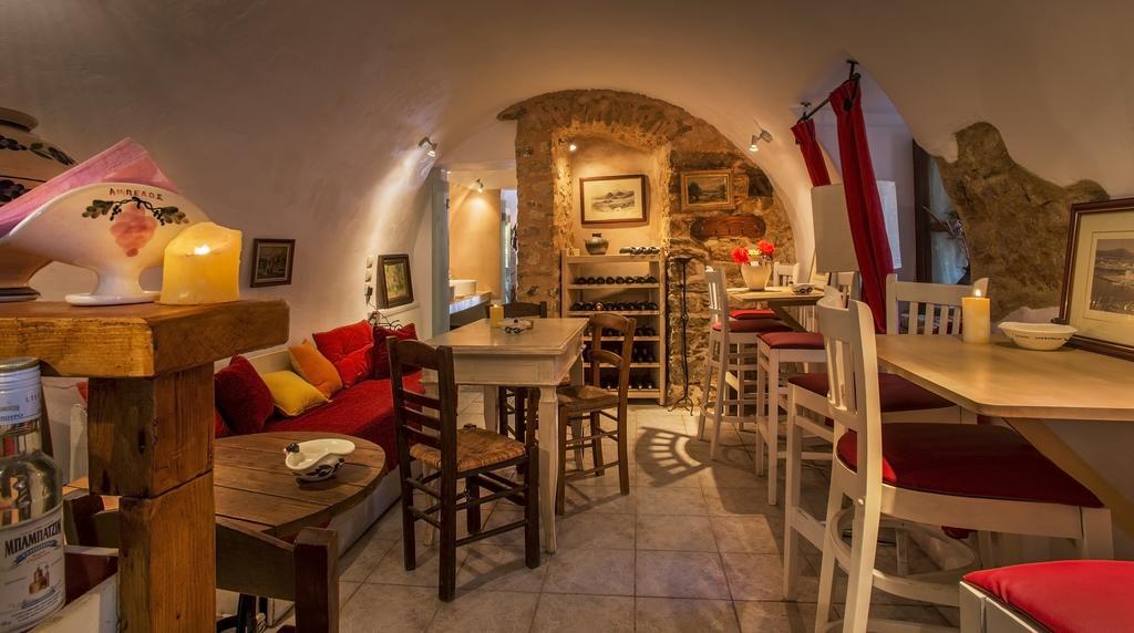Porfyrousa Traditional Hotel Milopotamos  Екстериор снимка