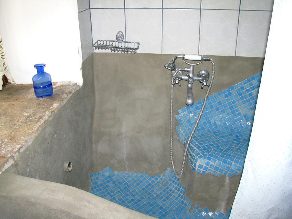 Porfyrousa Traditional Hotel Milopotamos  Екстериор снимка