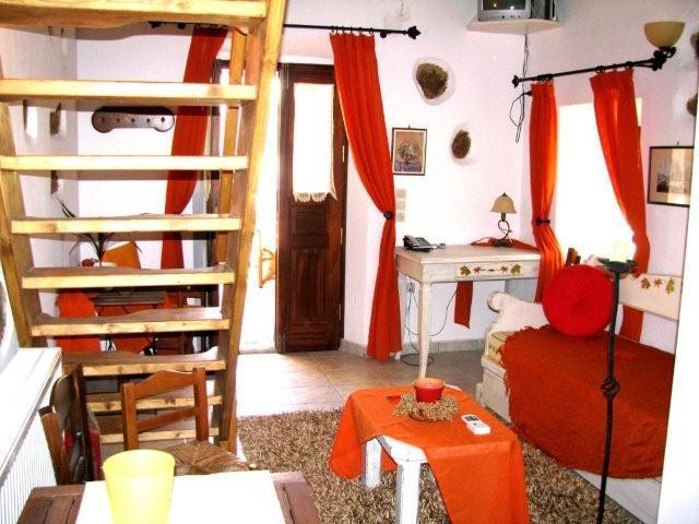 Porfyrousa Traditional Hotel Milopotamos  Екстериор снимка